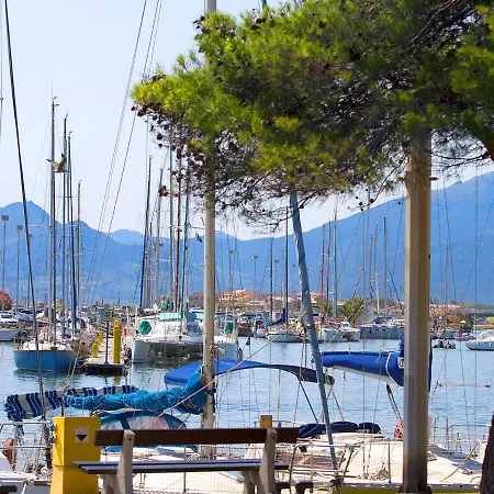Presqu'ile De La Lagune-3 By Interhome